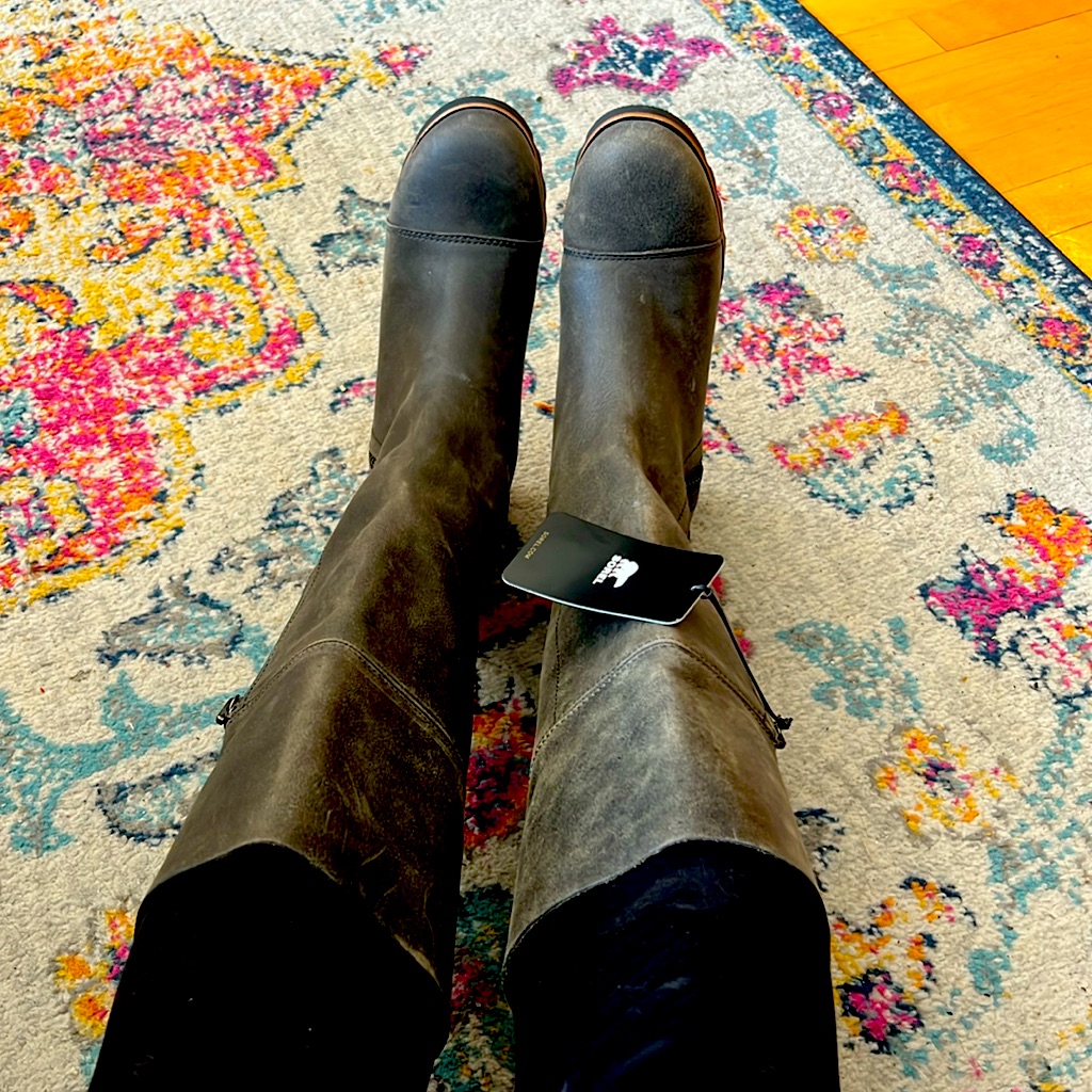 Gorgeous Womenâs Sorel Gray Boots Nwt Sz 8.5